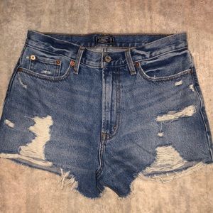 Abercrombie & Fitch Annie High Rise Short